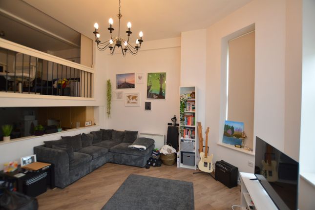 Apt 6, Sheffield photo 4