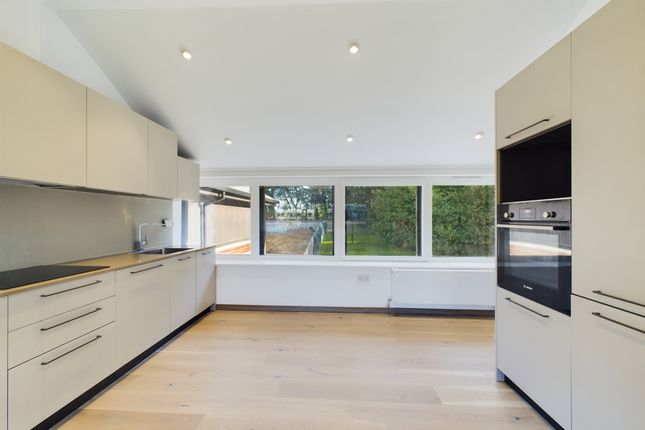 Flat for sale in Sports Wing, Uplands House, Four Ashes
