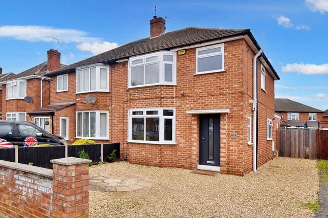 Thumbnail Semi-detached house for sale in Hunt Lea Avenue, Lincoln