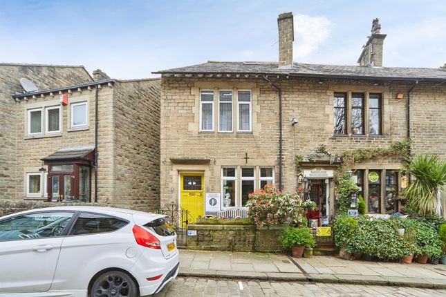 5-bed house on 10, Main Street, Keighley, £300,000