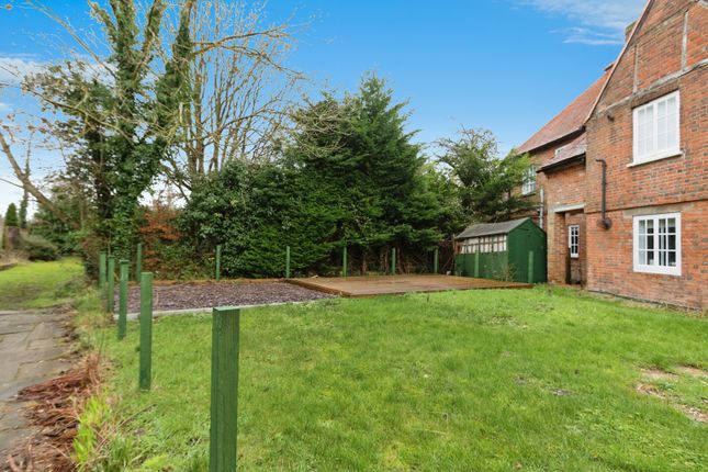 Terraced house for sale in Hook Road, North Warnborough, Hampshire