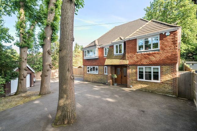 Thumbnail Detached house for sale in Croydon Road, Keston, Kent