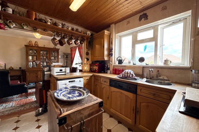 18 Heol Keir Hardie, Aberdare photo 5