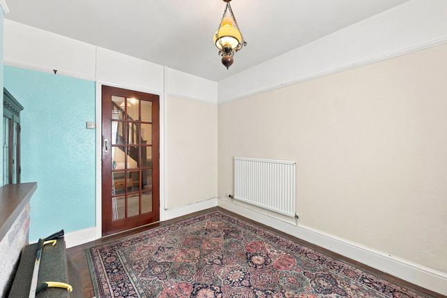 10, Cadifor Street, Carmarthen photo 4