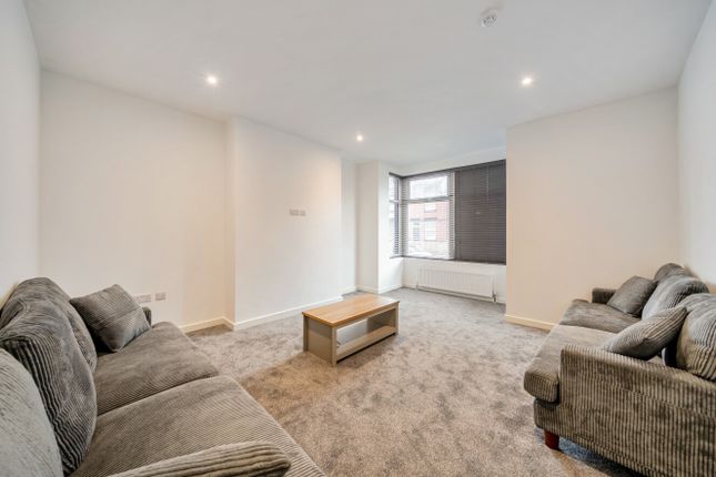 Burlington Road, West Yorkshire photo 3