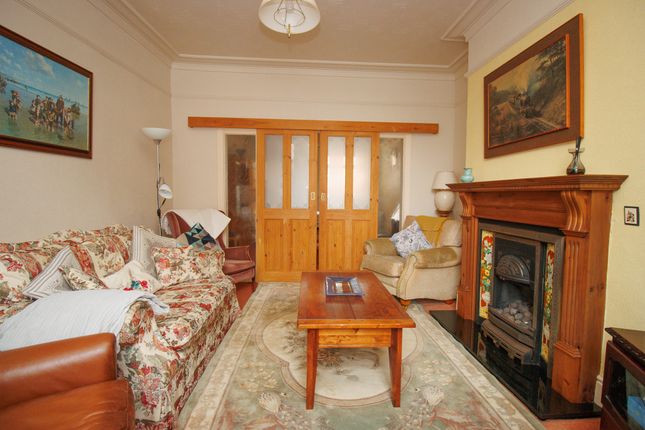 9, Raincliffe Avenue, Filey photo 3