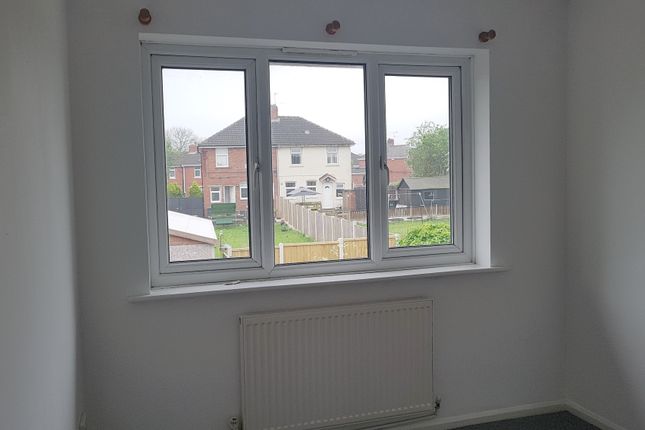 Flat to rent in Thicket Drive, Maltby, Rotherham