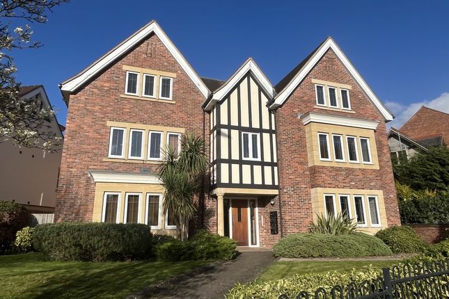 Thumbnail Flat to rent in Hartopp House, Rectory Road, Sutton Coldfield