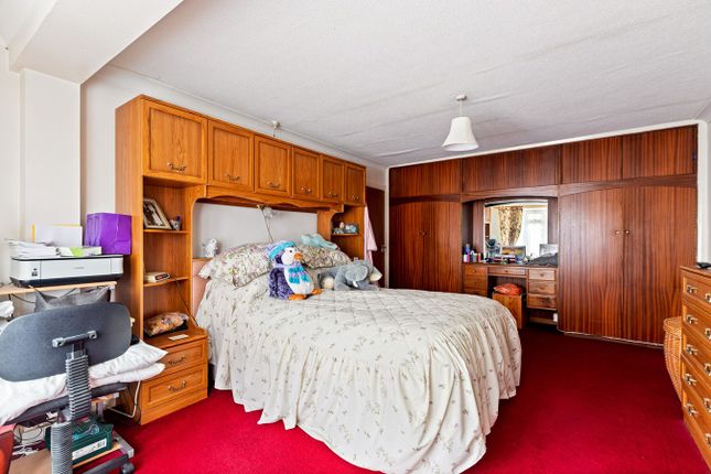 Flat for sale in Shorncliffe Road, Folkestone