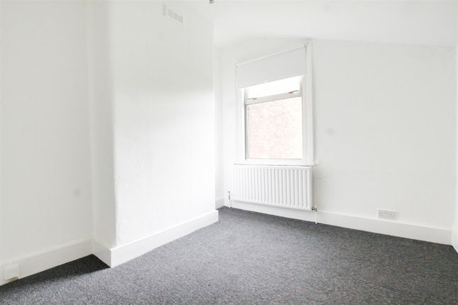 Property to rent in Leopold Road, London