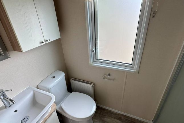 23, Maustin Park, Nr. Wetherby photo 3