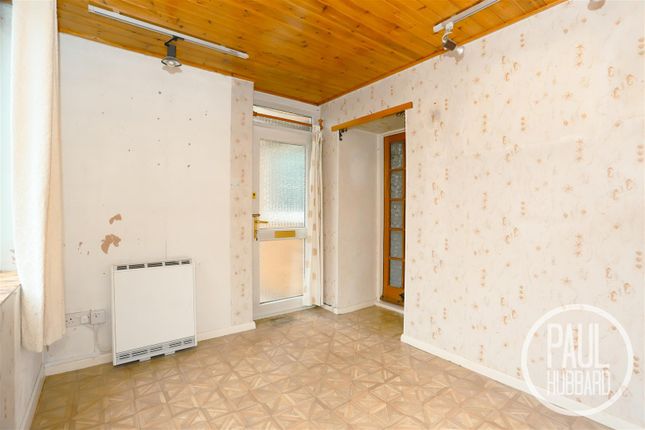 4, Cunningham Way, Lowestoft photo 4