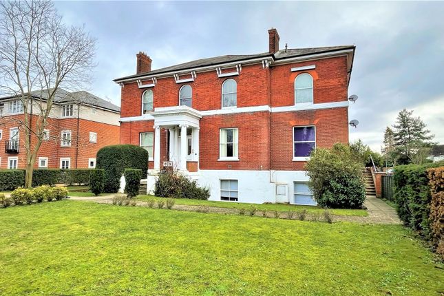 Thumbnail Flat for sale in Holyport Road, Maidenhead, Berkshire