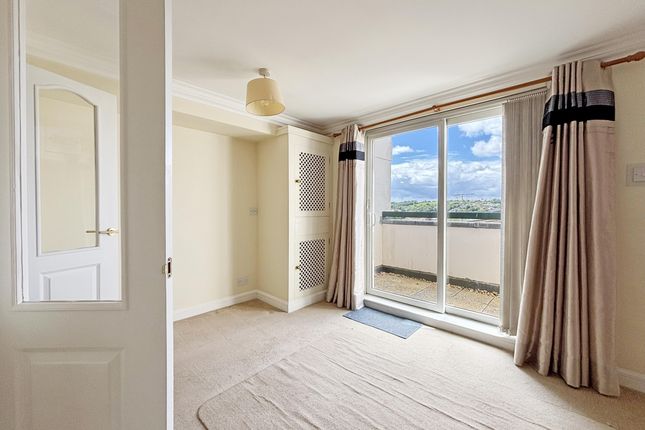 9 Devington Hall, Truro photo 4