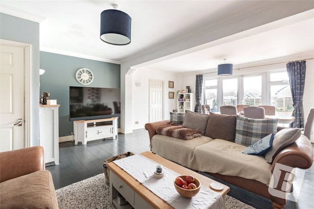 1, Granton Avenue, Upminster photo 4