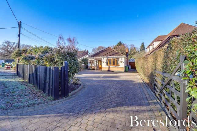 Bungalow for sale in Nags Head Lane, Brentwood