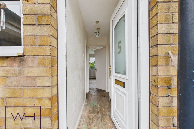 Cam03785G0-Pr0265-Still006