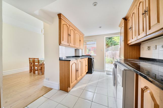 1346425-13-68Bac3...