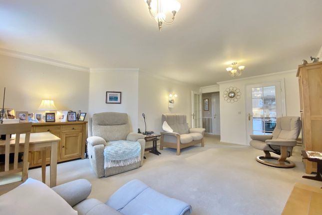 Flat 16, Churchill Lodge 234 Sandbanks Road, Lilliput photo 2