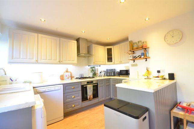 199, Garden Wood Road, West Sussex photo 4
