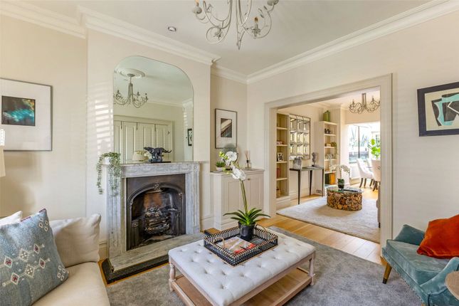 25, Bramerton Street, London photo 3