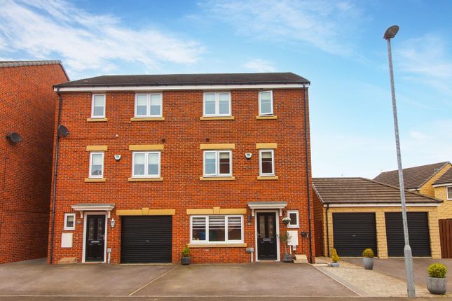 Thumbnail Town house for sale in Hexham Gardens, Blyth
