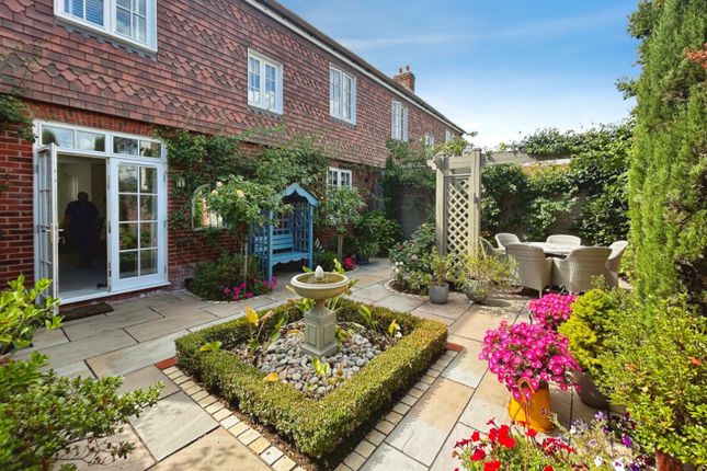 3, Three Fields Road, Tenterden photo 2
