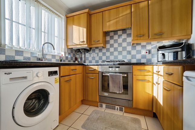 47, Windermere Drive, Bridlington photo 4