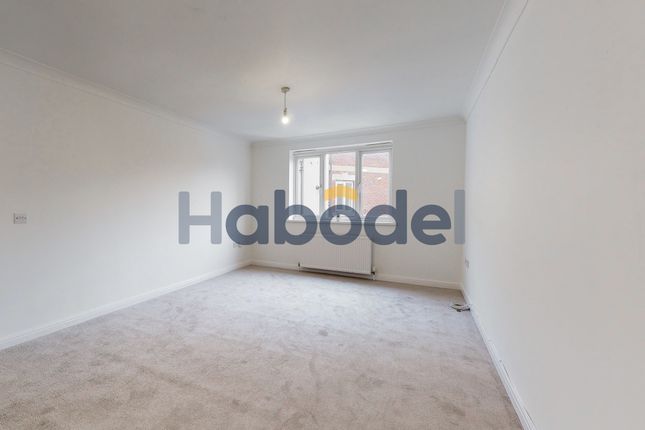 11, Cambridge Court, Bishop auckland photo 3