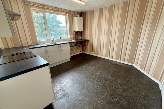 7b, Hawthorn Crescent, Skelmersdale photo 5