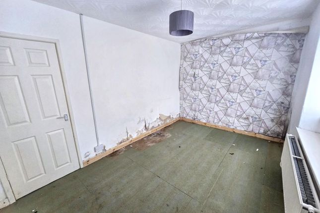 2, Treneol, Aberdare photo 4