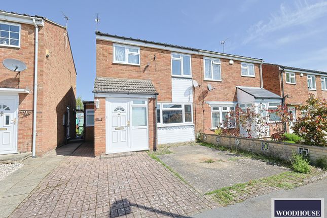 Semi-detached house for sale in Dymokes Way, Hoddesdon