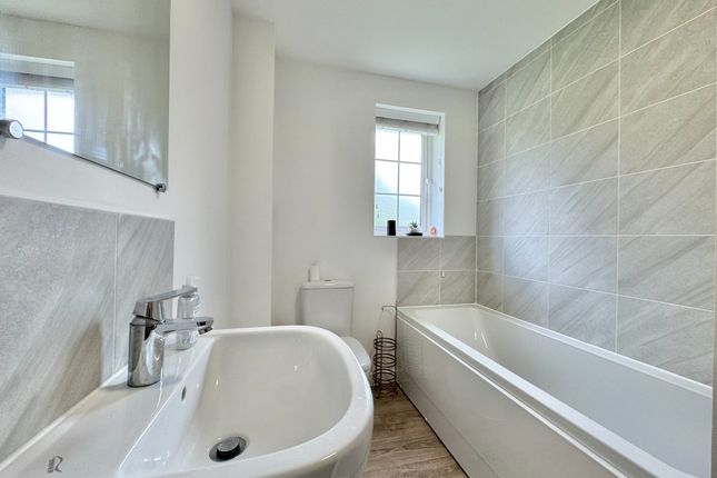 Flat 9 Swanwick House, 1 Montefiore Drive, Southampton photo 4