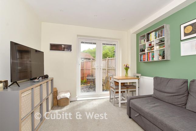 14, Abinger Close, Dorking photo 3