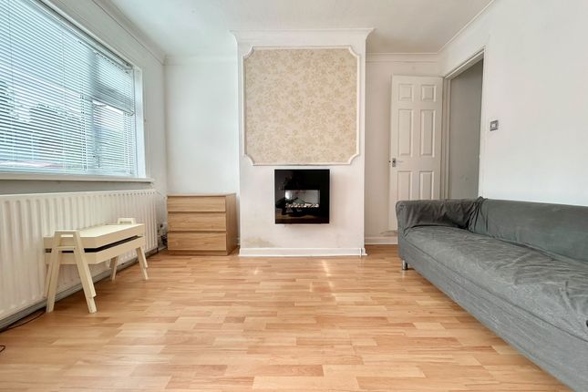 81, Hastings Road, Coventry photo 4
