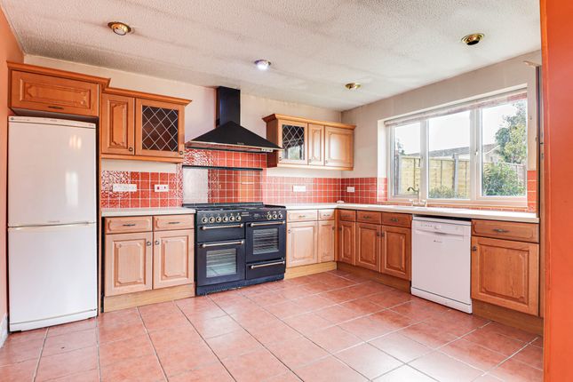 14, Front Street, Slip End photo 3