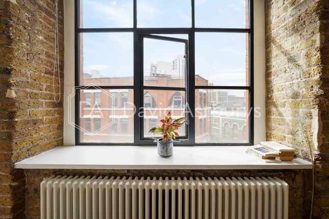 Flat 2 Saxon House, 1, Thrawl Street, Aldgate photo 4