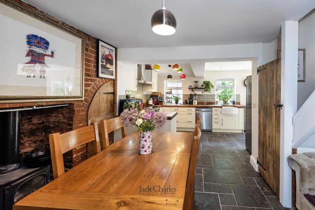4 Bank Farm Cottages, Sherenden Road, Tonbridge photo 4