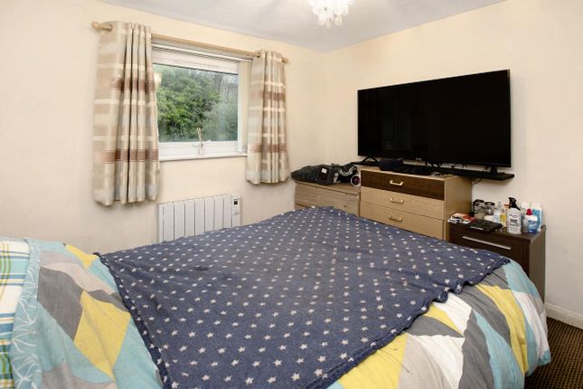 Flat for sale in Falkland Way, Teignmouth