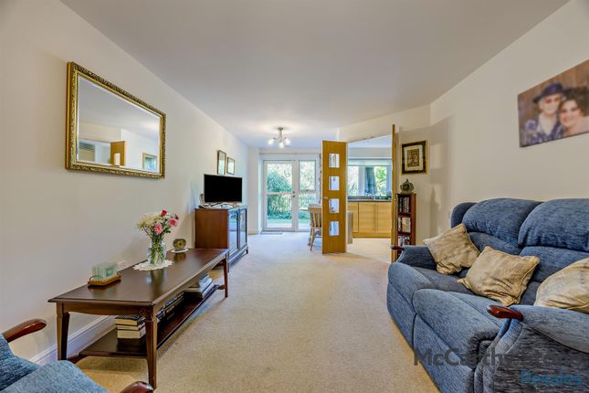11 Bowles Court, Westmead Lane, Chippenham photo 3
