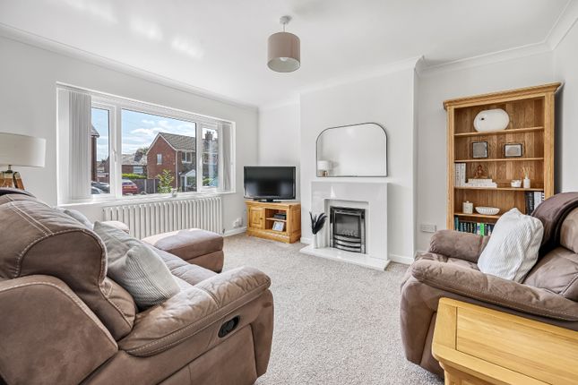 24, Seymour Drive, Lancashire photo 2