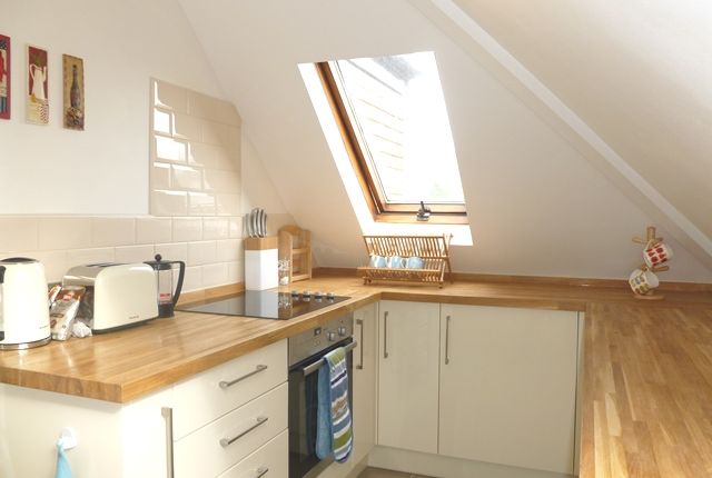 12 Worple Court, Worple Road, Wimbledon photo 3