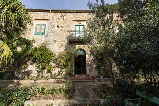 Thumbnail Property for sale in Via Piersanti Mattarella, Scillato, Palermo, 90020