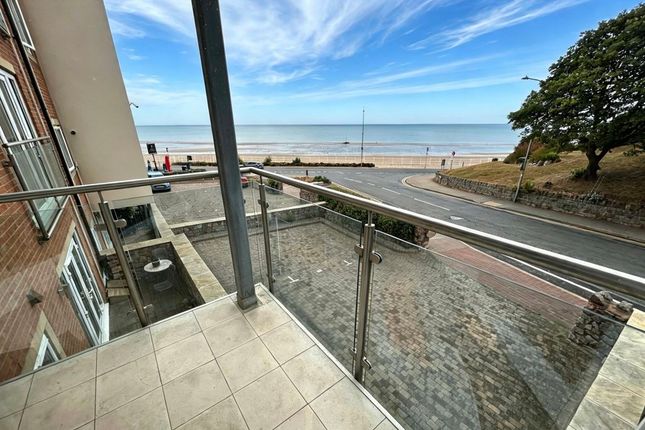 4 Marine View, Marine Road, Colwyn Bay photo 2