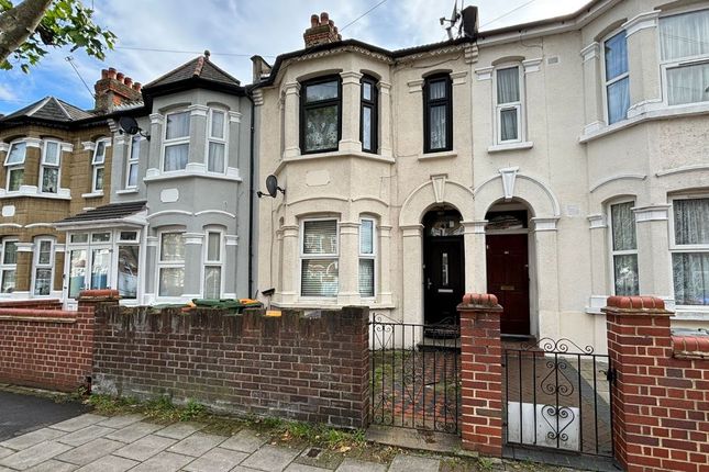 Thumbnail Flat for sale in 48A Gwendoline Avenue, Newham, London