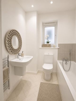 8, Savant Way, Walsall photo 4
