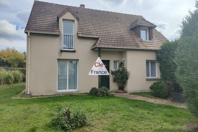 Thumbnail Detached house for sale in Juigne-Sur-Sarthe, Pays De La Loire, 72300, France