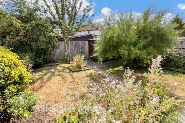59, Warescot Road, Brentwood photo 2