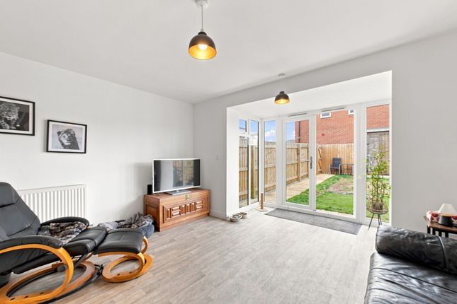 9 Ringlet Close, Worksop photo 4