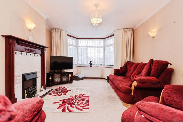 199, Meriden Drive, Birmingham photo 4